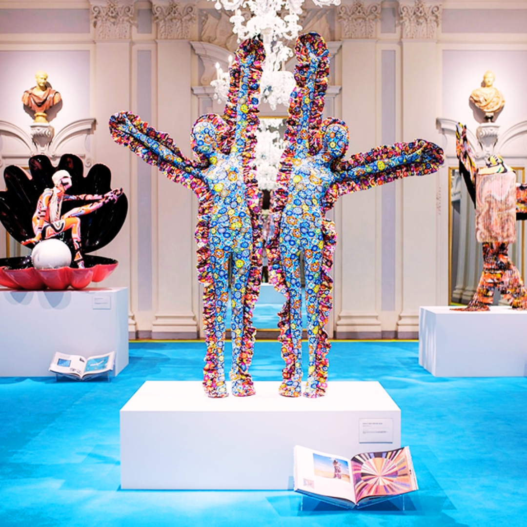 Bold, lively, and bursting with energy!